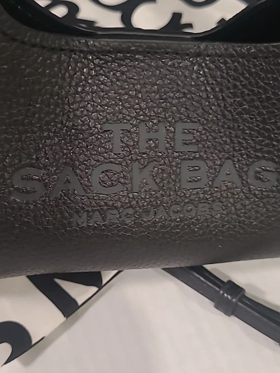 Authentic Marc Jacobs - Picture 16 of 16